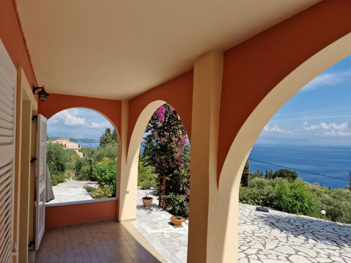 Atisis Apartments Benitses  Dış mekan fotoğraf