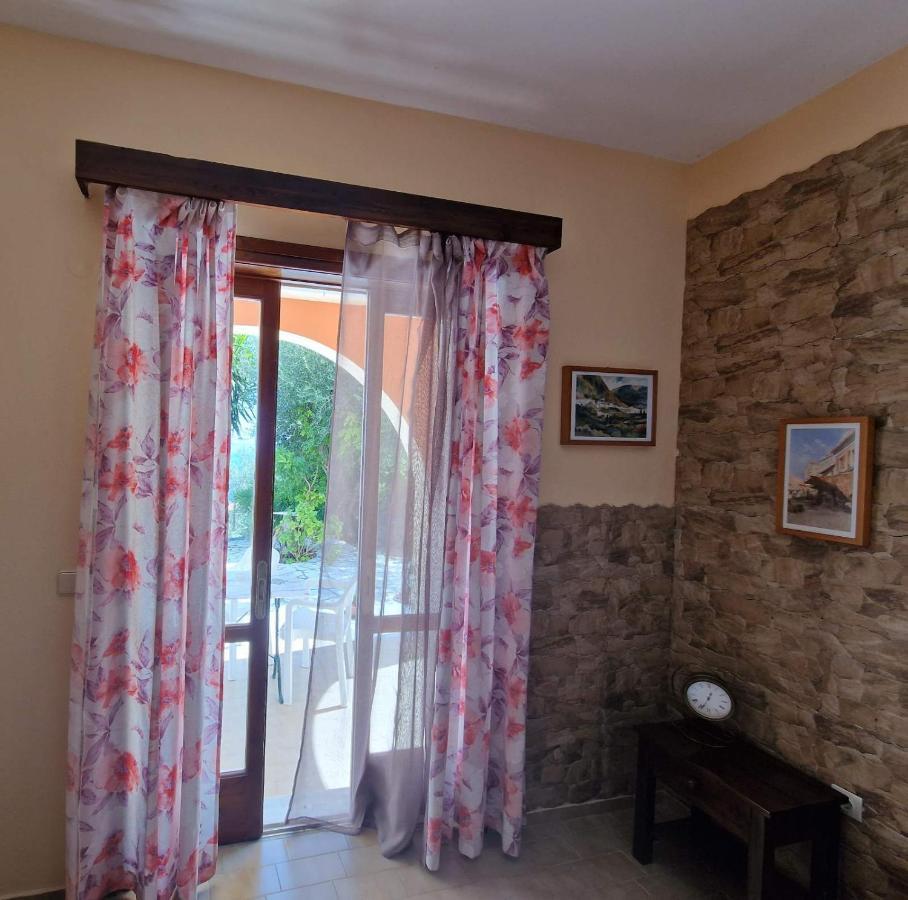 Atisis Apartments Benitses  Dış mekan fotoğraf