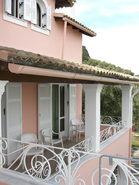 Atisis Apartments Benitses  Dış mekan fotoğraf