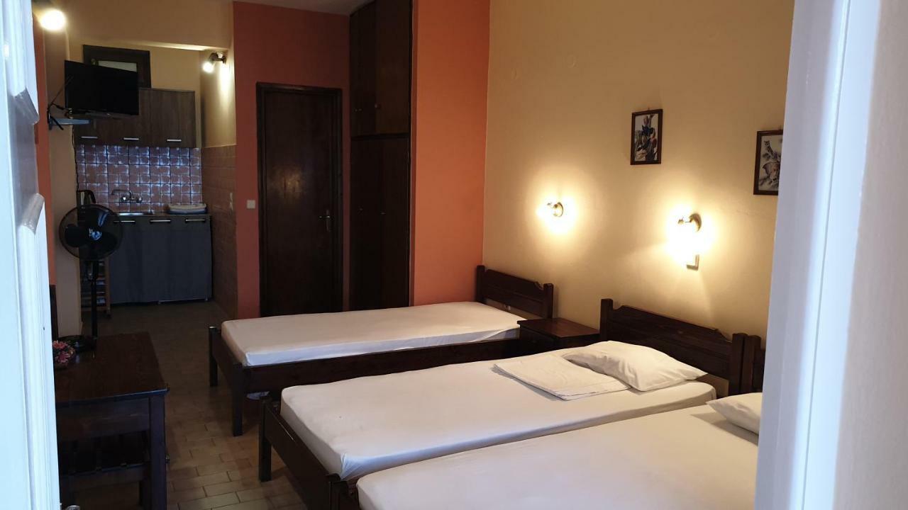 Atisis Apartments Benitses  Dış mekan fotoğraf